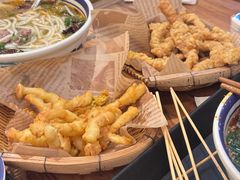 -云阿蛮云南生烫牛肉米线(奉贤路店)