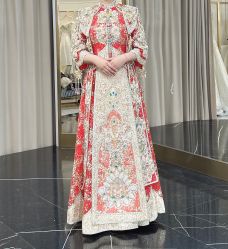 -拉瑞娜LaReine婚纱礼服高级定制