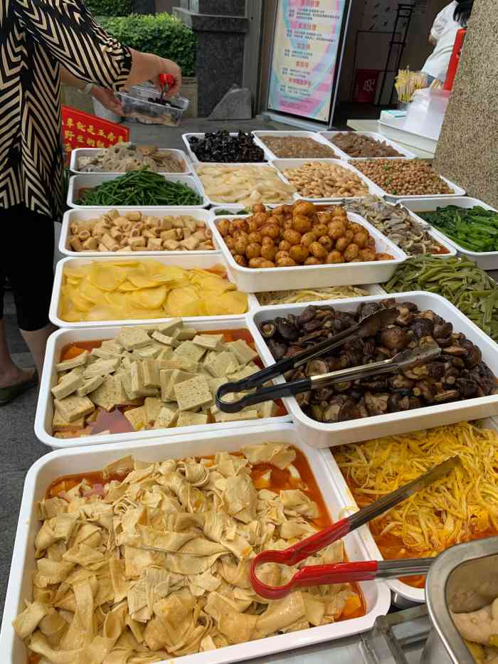 五香草现捞(总店)-"感谢大众爸爸让我抽中了霸王餐,今天去打卡.