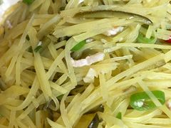 -吴记酱骨炖菜馆(康安路店)