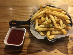 -山有花啡餐厅(常营总店)