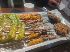 -三个大叔烤羊肉串·歌手驻唱·碳烤鲜肉(西三旗店)