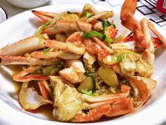 -三亚火车头万人海鲜广场