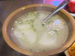 -富正毅三下锅·湘西韵味(天门山索道店)
