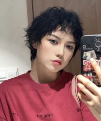 -BULB STUDIO 巴柏明星发型工作室