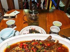 土鲫鱼-黄泥岗·地道湖北菜(奥特莱斯店)