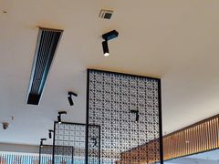 -草窝烤鸭·新京菜(振华广场店)