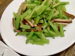 -晶渔坊·海鲜私房菜(东夷小镇店)