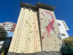 -问山MountQuest攀岩馆