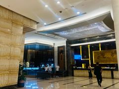 -宜昌均瑶国际酒店(宜昌CBD购物中心夷陵广场店)