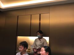 -海底捞火锅(海宁路店)