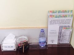 -卡罗酒店(东门晒布地铁站店)