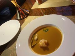 法式龙虾汤-YUE·6·西式融合餐厅(外滩六号店)