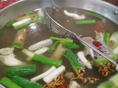 -乡土黄·鲜牛肉火锅·小龙虾(兴业街店)