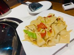-玺炖·中国铁锅炖(虹桥天街店)