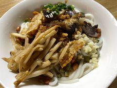 -牛八宝桂林米粉(八里庄店)