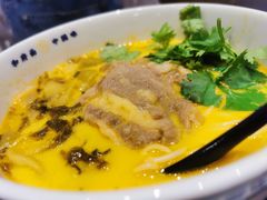 酸汤雪花肥牛面-和府捞面(东直门银座店)