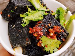 -黑色经典臭豆腐·湖南特产(坡子街店)