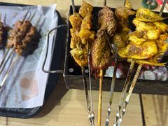 -胡记烧烤(黄山新村总店)