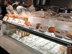 面包甜点陈列柜-喜茶(深圳东门1234店)