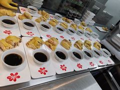 -老乡鸡(上海品尊国际中心店)
