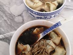 荠菜红汤辣-笑来喜馄饨小笼工坊店(湖滨街店)