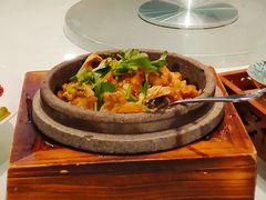 石锅牛蛙-申粤轩酒楼·三十年粤菜经典(丁香花园店)