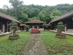 -水镜庄风景区