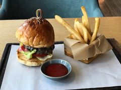 特制牛肉汉堡-EN SPACE恩空间