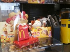-麦当劳(展览路店)
