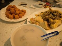 -肥仔文澳门猪骨煲(南京西路店)