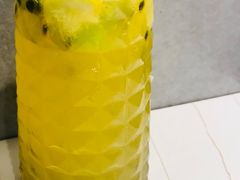 黄金百香果汁-牛扒先生·厚切雪花牛扒西餐厅(北京路禺山路店)