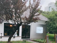 -新虹桥中心花园