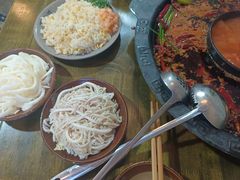-黄潇洒老火锅(九眼桥宏济巷店)