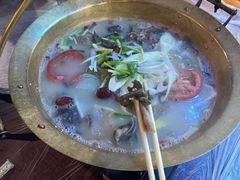 -江湖亮亮蒸虾大排档烤全羊清真(武汉总店)