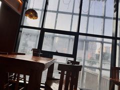 -汉森熊啤酒屋(雨耕山店)