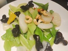 -高第街56号餐厅(银座商城玉函店)