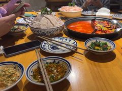 -旧街市鲜货老火锅(大光路店)