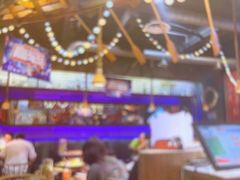 -鸣记脆皮烤鱼·海鲜烤鱼(三八广场店)