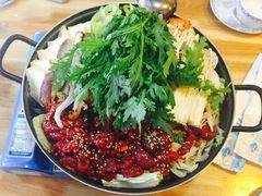 八爪鱼牛肉锅-东吉馆韩式餐厅(八经街总店)
