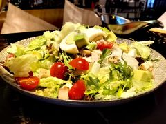 牛油果花园沙拉-Local泰莲庭(虹鳟鱼店)