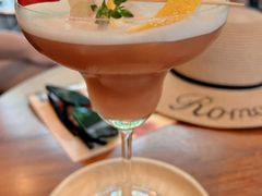 -Chom Cafe and Restaurant