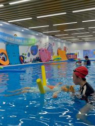 -熊小米专业儿童游泳馆
