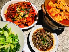-老湖南民间菜·牛肉十八炒(花都店)