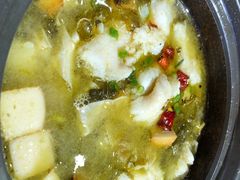 -周鱼小馆石锅酸菜鱼(活力汇店)