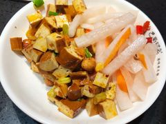 泡菜和豆腐干-巴蜀印象火锅(永陵总店)