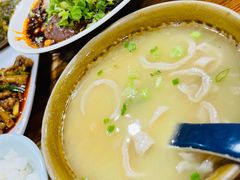 -朱大嘴肥肠血旺(福字街店)