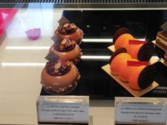 -Salon de The de Joel Robuchon(外滩18号店)
