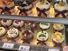 -花花卷卷·鲜食蛋糕(静安久光百货店)