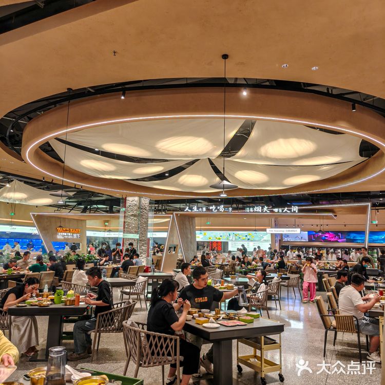 福州的海鲜火锅已经卷到这种程度了？？